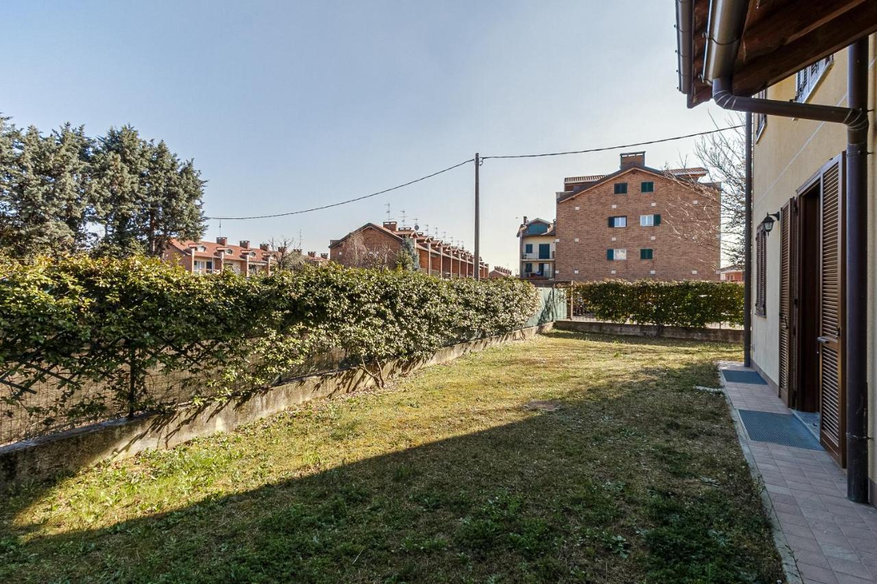 Le Quattro Stelle Villa Cardano Al Campo Buitenkant foto